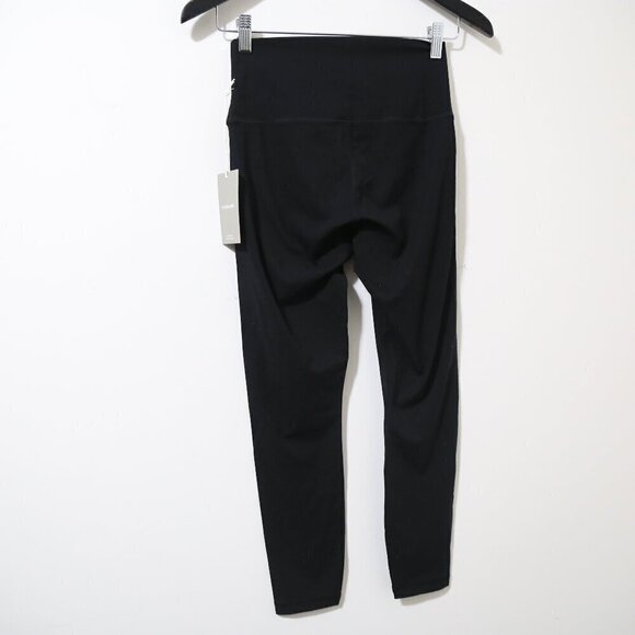 NWT Everlane The Perform High Rise Compression Legging Black Size Small - Picture 6 of 7